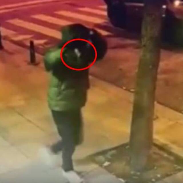 Kadıköy'de vatandaşa takıldılar, Kartal'da yarım kilo çaldılar