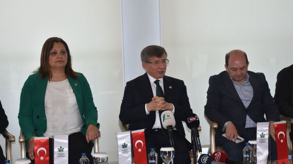 Davutoğlu: Kimse karamsarlığa kapılmasın