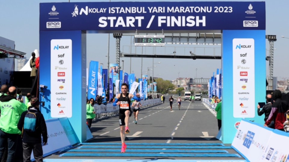 18. İstanbul Yarı Maratonu koşuldu