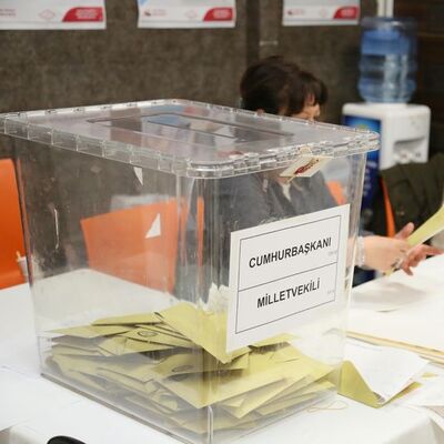 Yurtdışında 376 bin 940 oy verildi