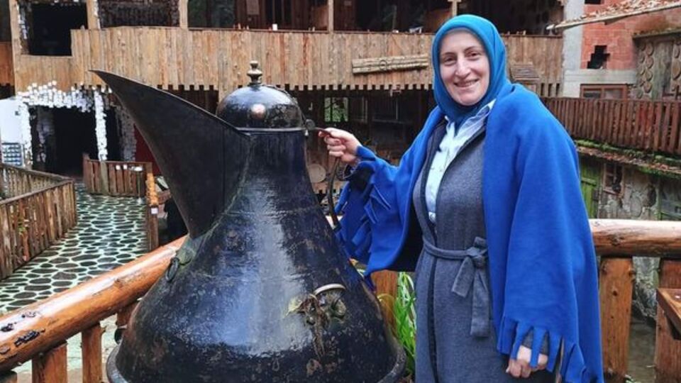 Balık ve kuşlara ekmek atmaya giderken canından oldu