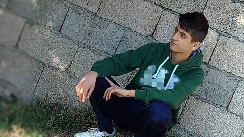 Otomobilin çarptığı motosikletli çocuk öldü