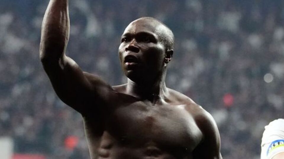 Şeytanın bacağını kırdı!