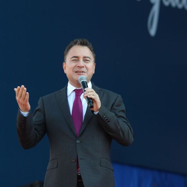 Babacan: Umutla oy verdiğiniz Erdoğan, eski Erdoğan değil