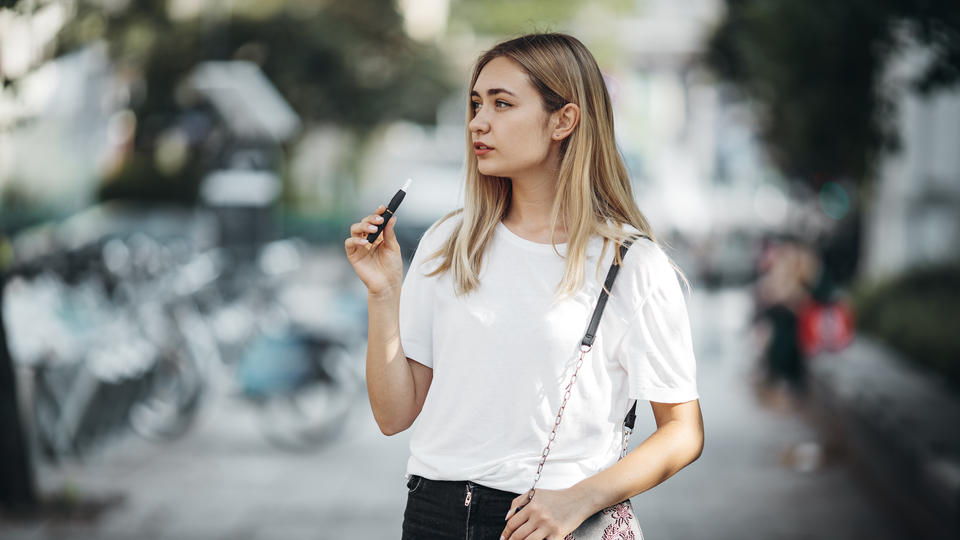 O ülkede elektronik sigara satışı sınırlandırıldı