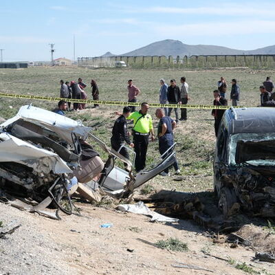 Konya'da kafa kafaya facia: 5 ölü