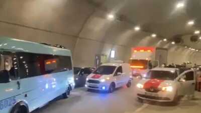 İki ayrı tüneli kapatıp çok sayıda kişiyi mağdur ettiler!