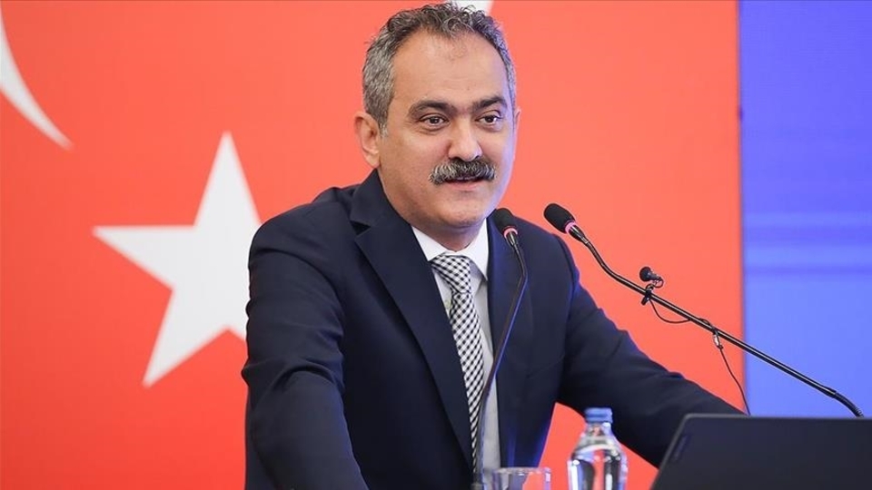 Bakan Özer: 45 bin öğretmen atamasında ağırlığımızı deprem bölgesine kaydırıyoruz
