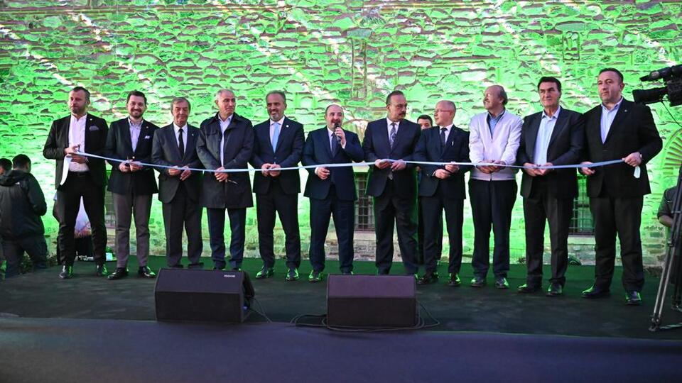 Bursa'da tarihi Ertuğrul Bey Meydanı açıldı