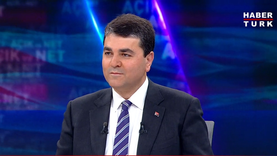 Uysal: Türkiye'nin önüne alternatif koyuyoruz