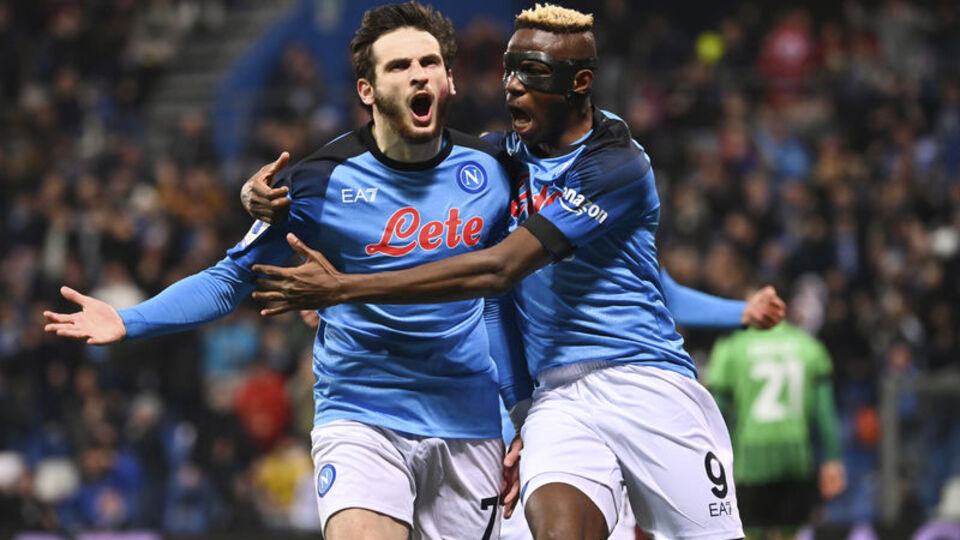 Serie A'da şampiyon 33 yıl aradan sonra Napoli!