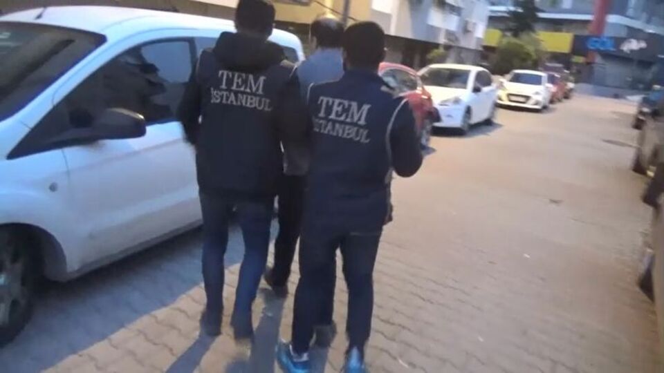 İstanbul'da FETÖ operasyonu: 4 tutuklama