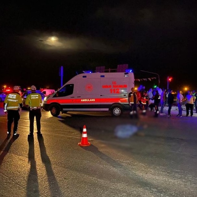 TIR'a arkadan çarpan motosikletin sürücüsü öldü