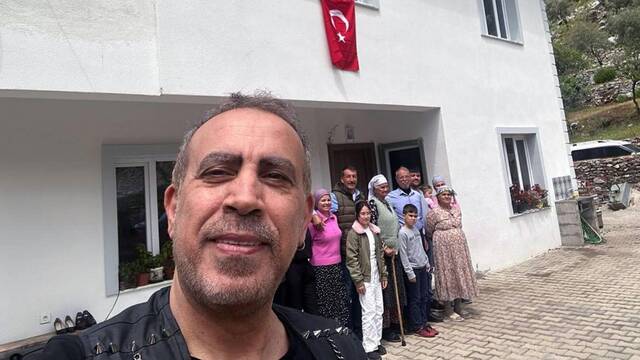 Haluk Levent'ten tapu teslimi: Sözümüzü tuttuk