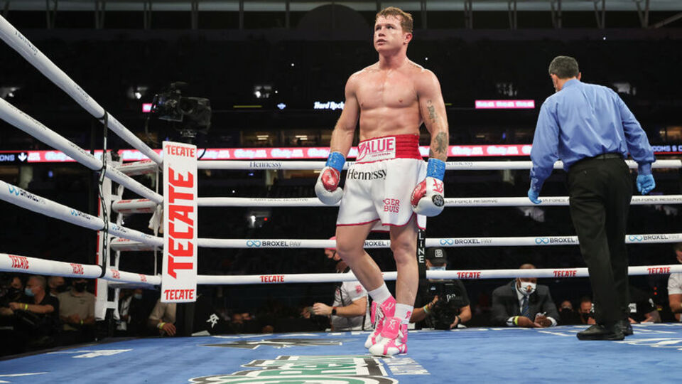 Meksikalı Boksör Alvarez, unvanını korudu