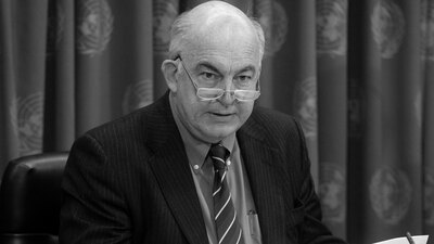 Kemal Derviş yaşamını yitirdi