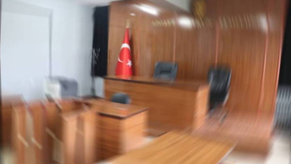Adana'da FETÖ sanıklarına hapis cezası