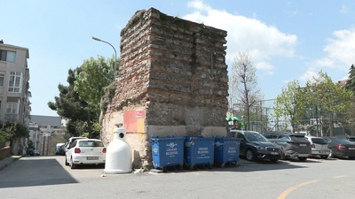 Konteynerlerin gölgesindeki tarih!