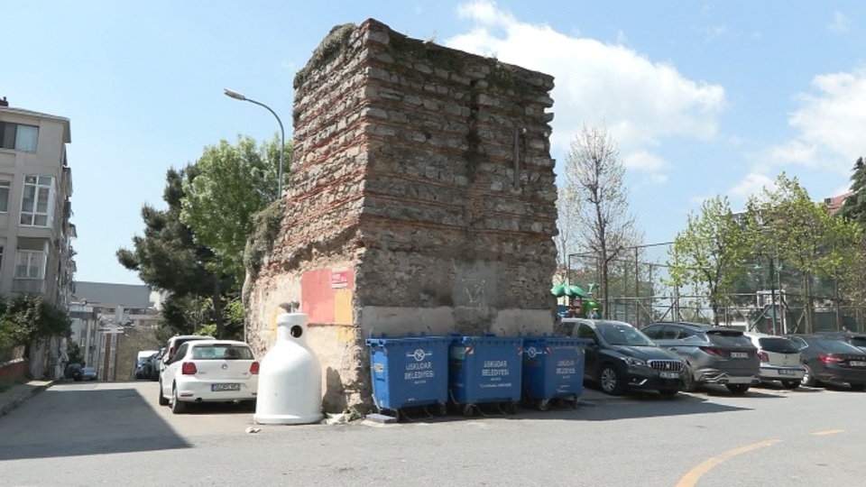 Konteynerlerin gölgesindeki tarih!