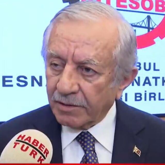 Celal Adan esnafla buluştu