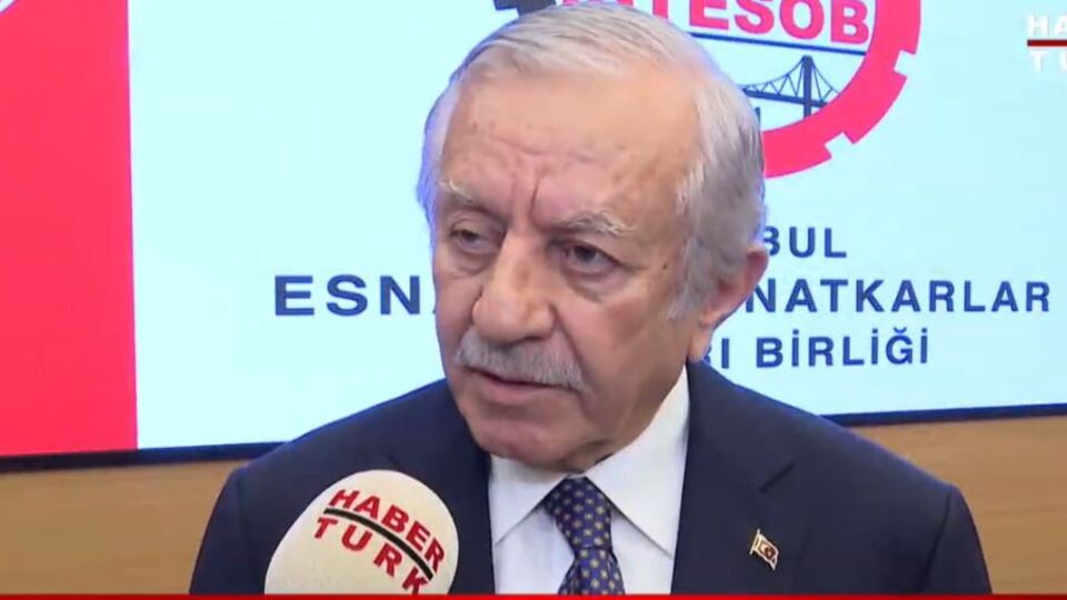 Celal Adan esnafla buluştu
