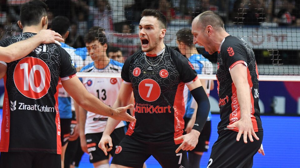 Ziraat Bankkart 2-1 öne geçti!