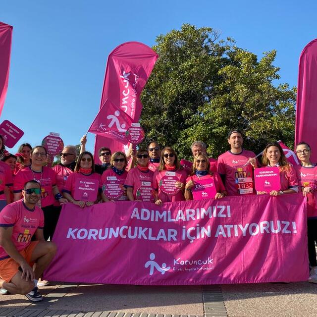 Kız çocukları için adım attılar
