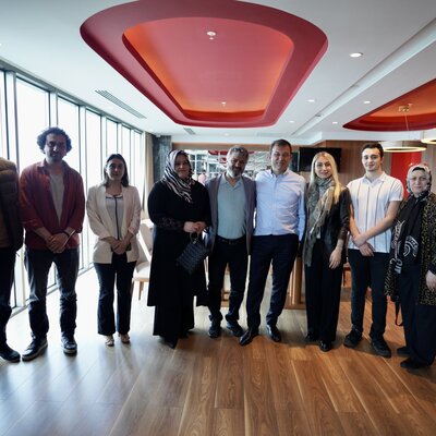 Ekrem İmamoğlu, Erzurum'da yaralanan vatandaşlarla bir araya geldi