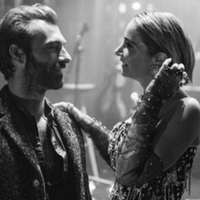 "Yeni yaşın kutlu olsun sevgilim"