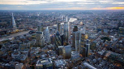 İngiliz ekonomisi ilk çeyrekte yüzde 0.1 büyüdü