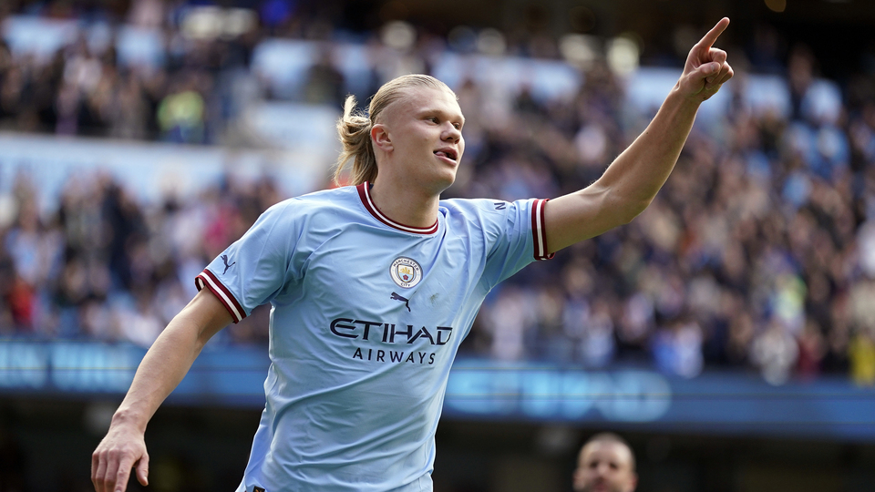 Erling Haaland yılın futbolcusu seçildi