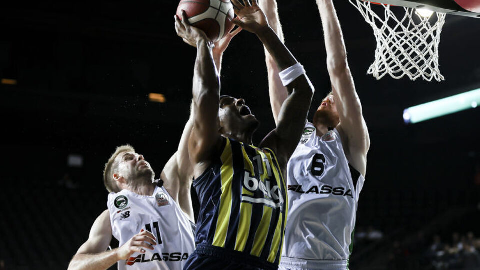 Fenerbahçe Beko deplasmanda kazandı