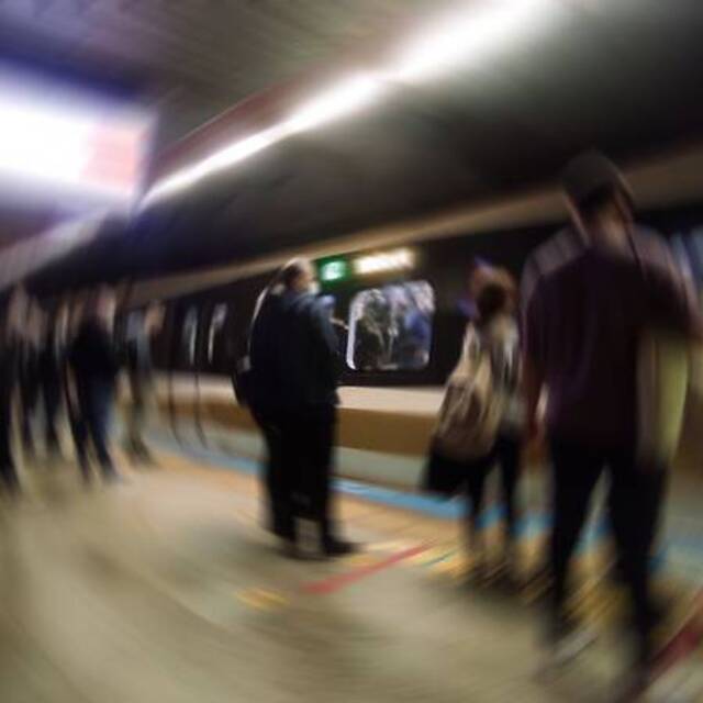 İstanbul'da metro seferleri 02.00'ye kadar uzatıldı
