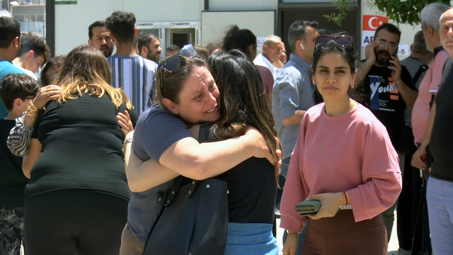 Oylarını kullanmak için deprem bölgesine akın ettiler