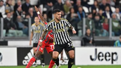 Juventus galip, Napoli kayıp!