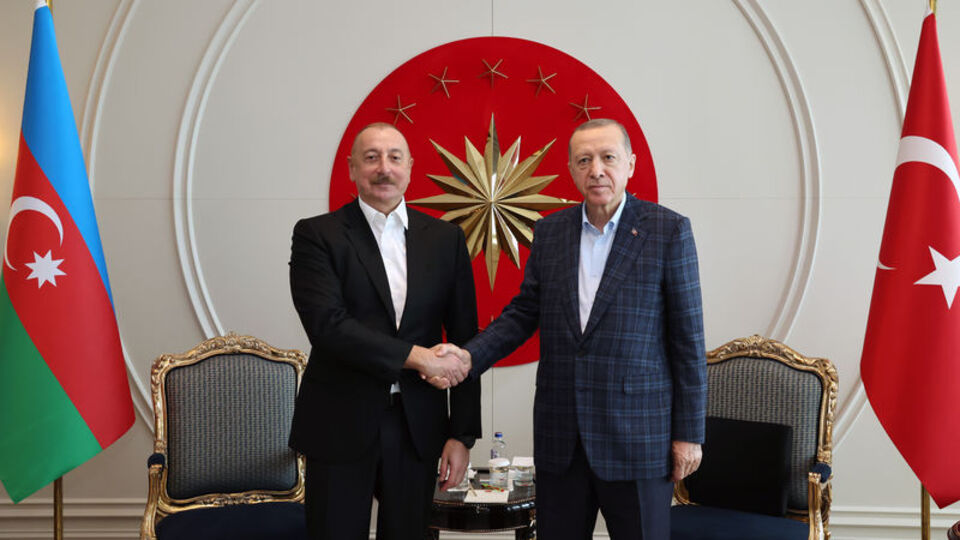 Aliyev'den Erdoğan'a tebrik telefonu