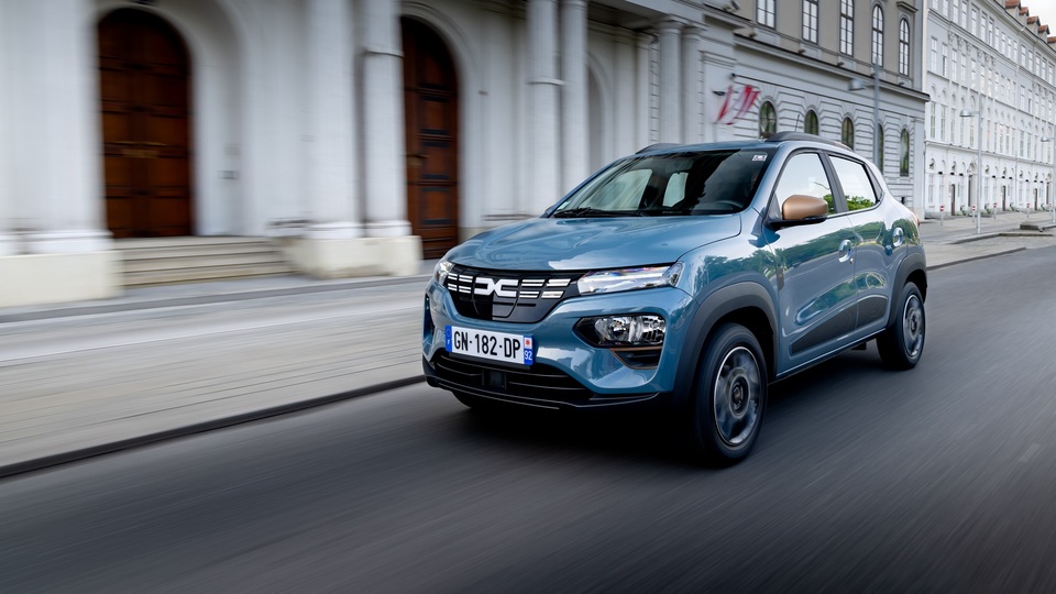 Elektrikli Dacia 'dolaylı' yoldan gelebilir