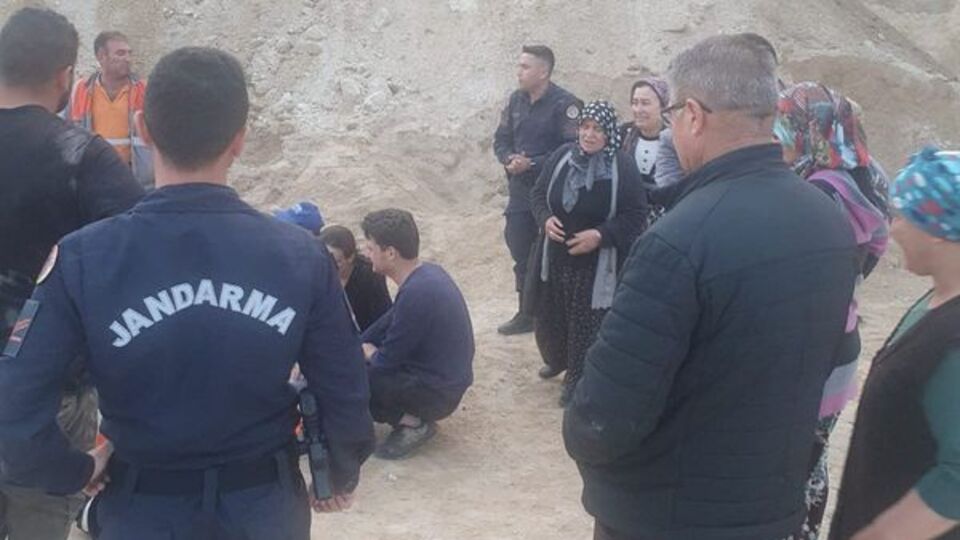 Toprak altında kalan işçi öldü!