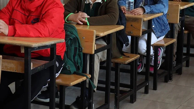 Deprem nedeniyle naklini başka ile aldıran öğrencilerden 77 bin 647'si okuluna döndü