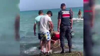 Afgan genç denizde boğuldu