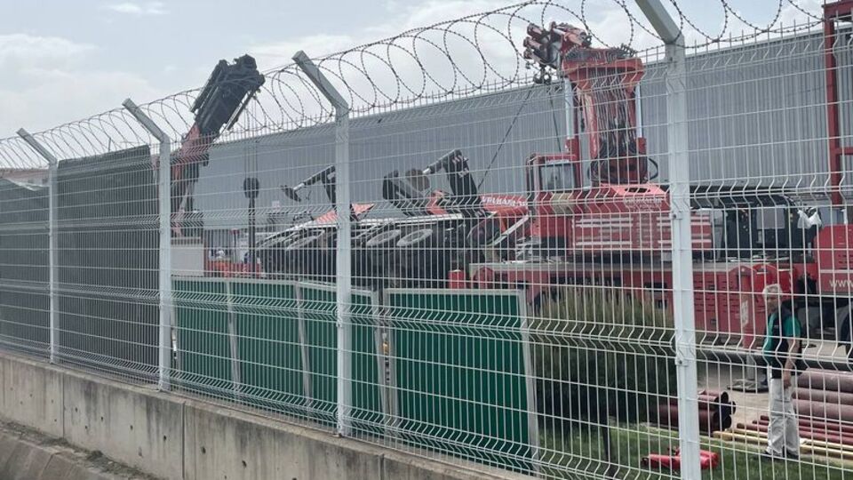 Fabrikada vinç faciası: 1 ölü, 2 yaralı