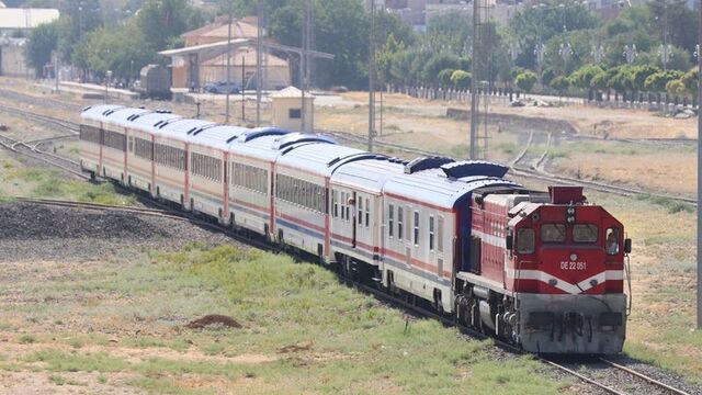 TCDD'den tren yollarında ilaçlama uyarısı!