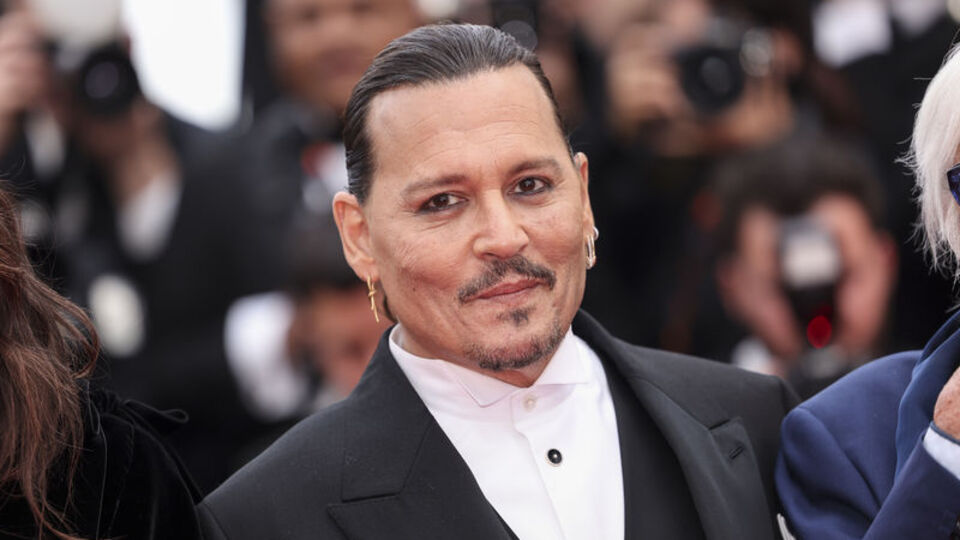 Cannes'ın açılışını Johnny Depp yaptı