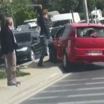 Kıskançlık dehşeti! Takip edip döner bıçağıyla saldırdı