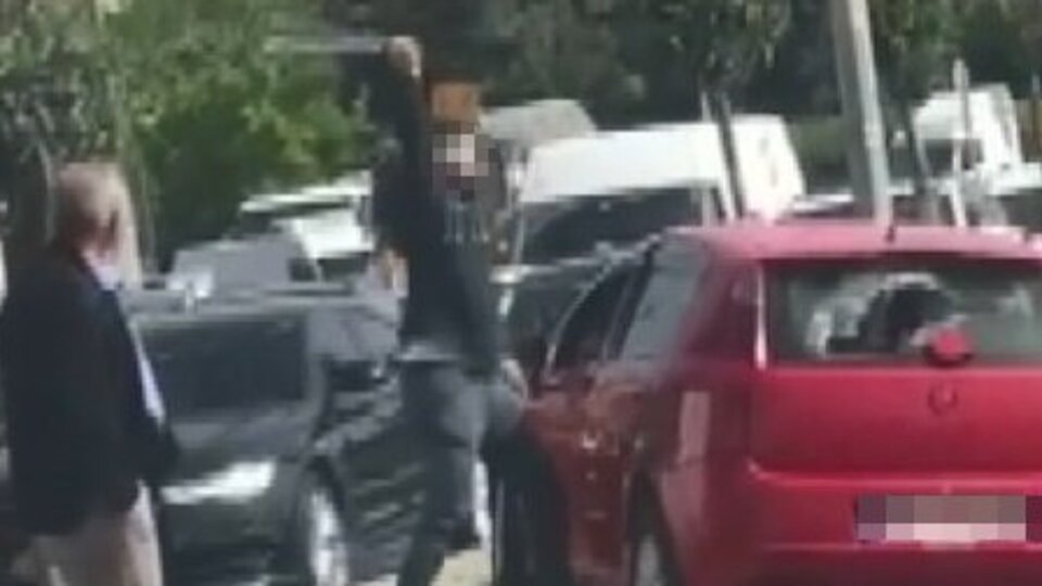 Kıskançlık dehşeti! Takip edip döner bıçağıyla saldırdı