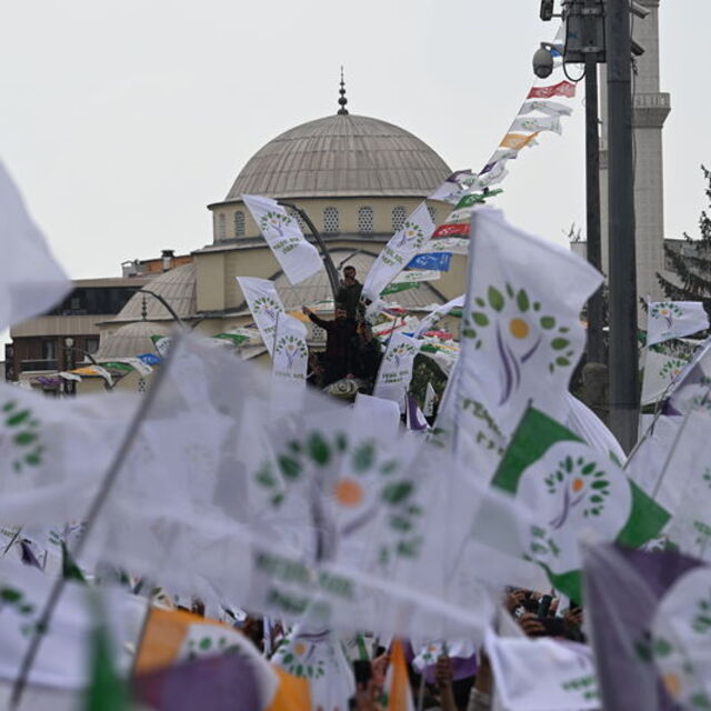 HDP tavrını koruyacak
