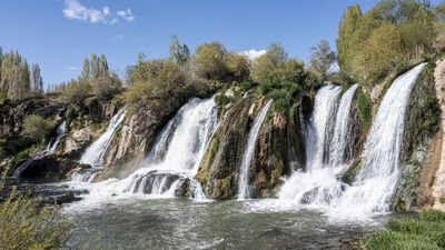 Muradiye Şelalesi 'Nitelikli Doğal Koruma Alanı' olarak tescillendi