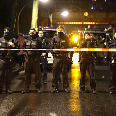 Almanya'da Türk anne ve iki kızı ölü bulundu