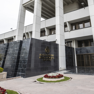 Seçim öncesi 9 milyar dolarlık döviz ve altın satışı