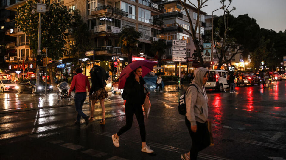 Pazar için kritik uyarı! Meteoroloji'den 13 kente "sarı" alarm!